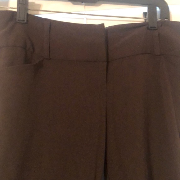 Dress pants - Picture 2 of 3